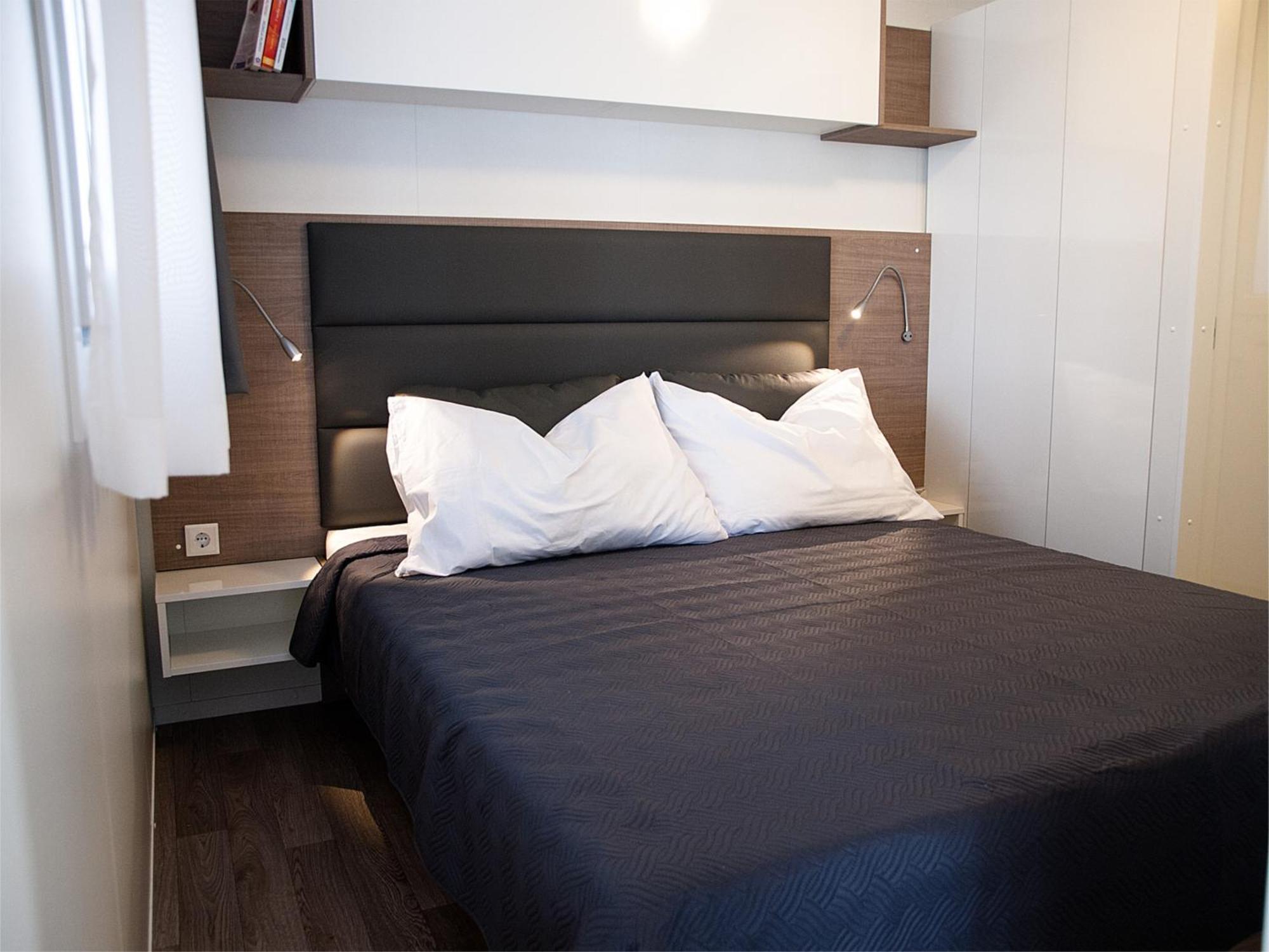 Micanovi Dvori Mobile Home Village Zrmanja أوبروفاتش الغرفة الصورة